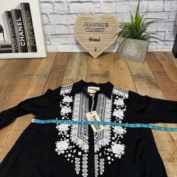 Savanna Jane Embroidered Front Floral Back Swing Mini Dress Small NWT - Picture 15 of 16